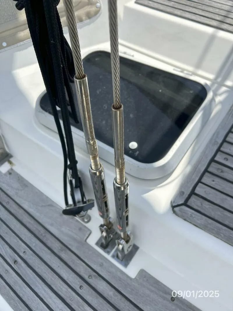 Slide: The Image of 40' Nauticat standing rigging2 - 5626057