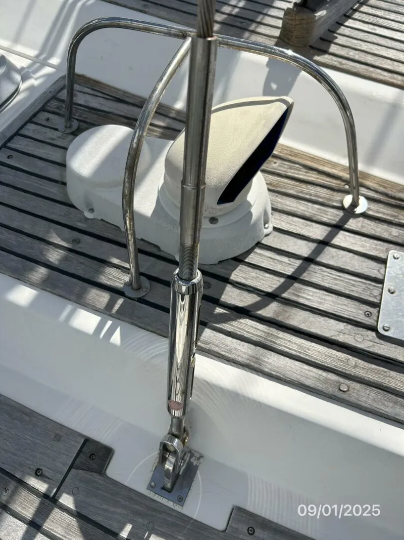 Slide: The Image of 40' Nauticat standing rigging3 - 5626058