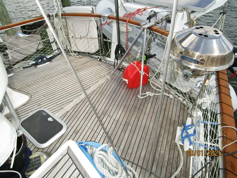 Slide: The Image of 40' Nauticat aftdeck2 - 5625989