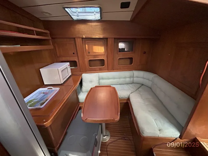 Slide: The Image of 40' Nauticat dinette2 - 5626008