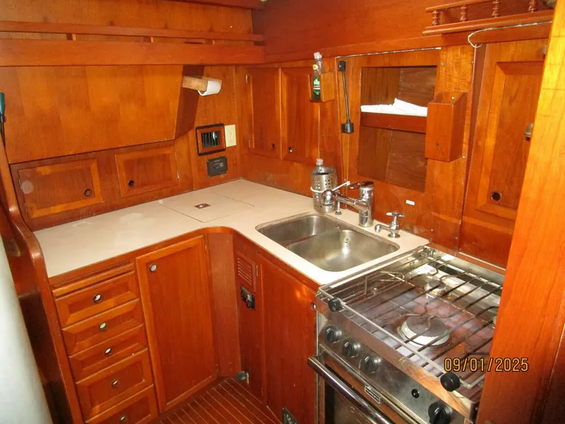 Slide: The Image of 40' Nauticat galley3 - 5626018