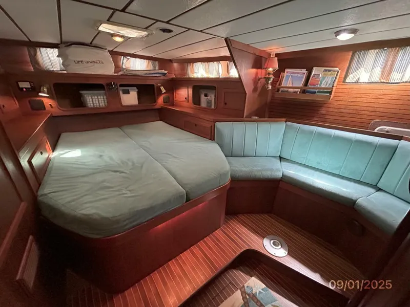 Slide: The Image of 40' Nauticat master stateroom - 5626033