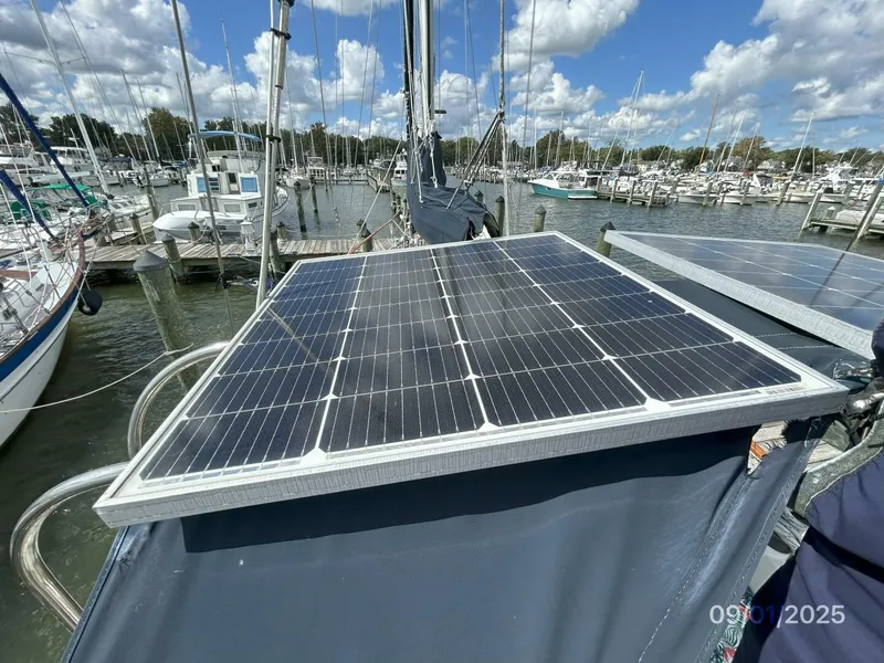 Slide: The Image of 40' Nauticat port forward solar panel - 5626051