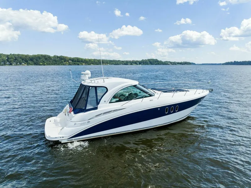 Slide: The Image of 2007 Cruisers 390 Express Cruiser 'Bay Burns' - 5626764