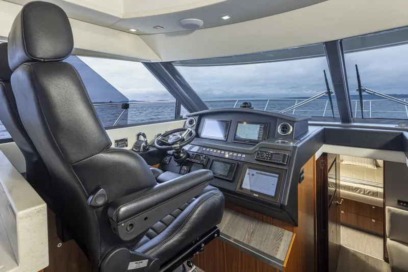 Slide: The Image of Riviera 4800 2018 - 5633006