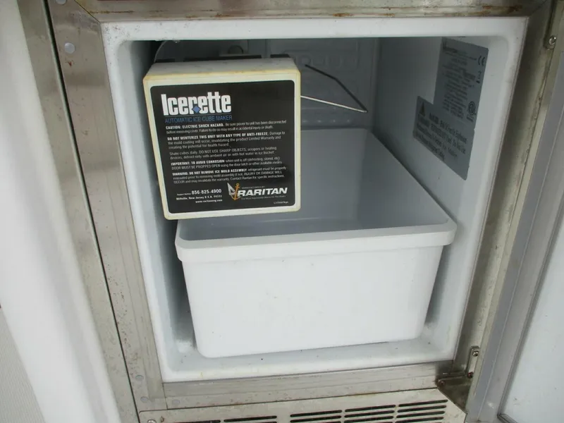 Slide: The Image of Carver Yachts 46 2006 - 5626793