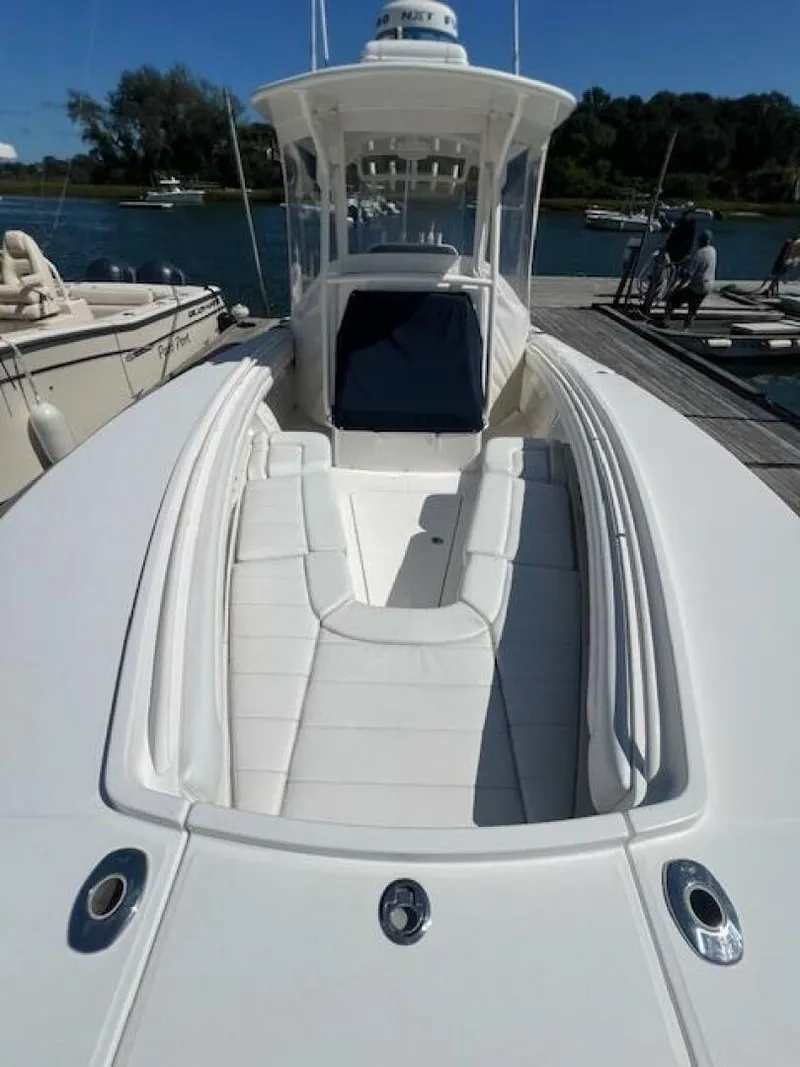 Slide: The Image of Regulator Marine 31FS 2017 - 5626852