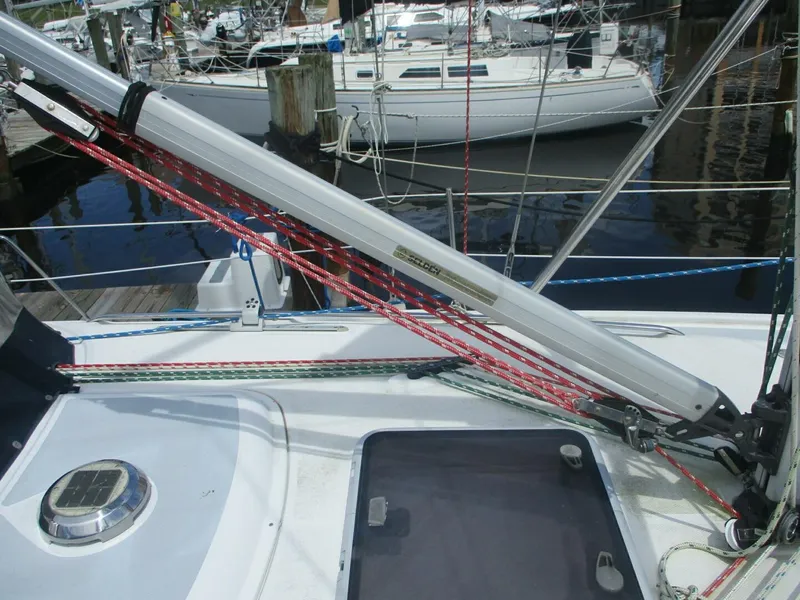 Slide: The Image of Hunter 35 2003 - 5638943