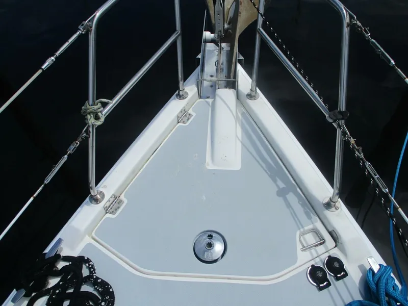 Slide: The Image of Hunter 35 2003 - 5638944