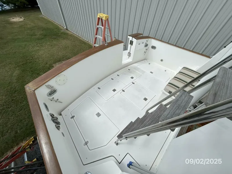 Slide: The Image of 40' Legacy cockpit1 - 5629544