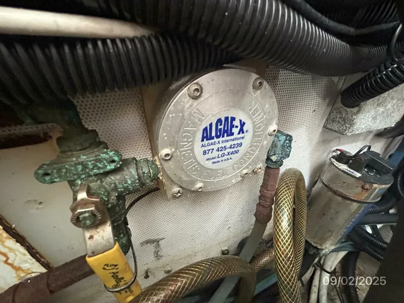 Slide: The Image of 40' Legacy Algae-X fuel conditioner - 5629535