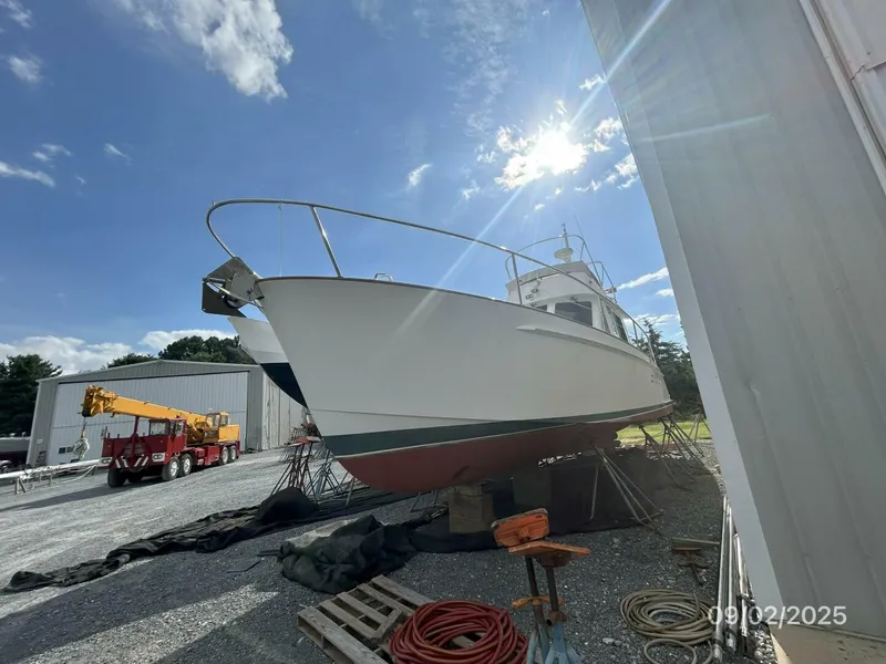 Slide: The Image of 40' Legacy port forward profile - 5629738