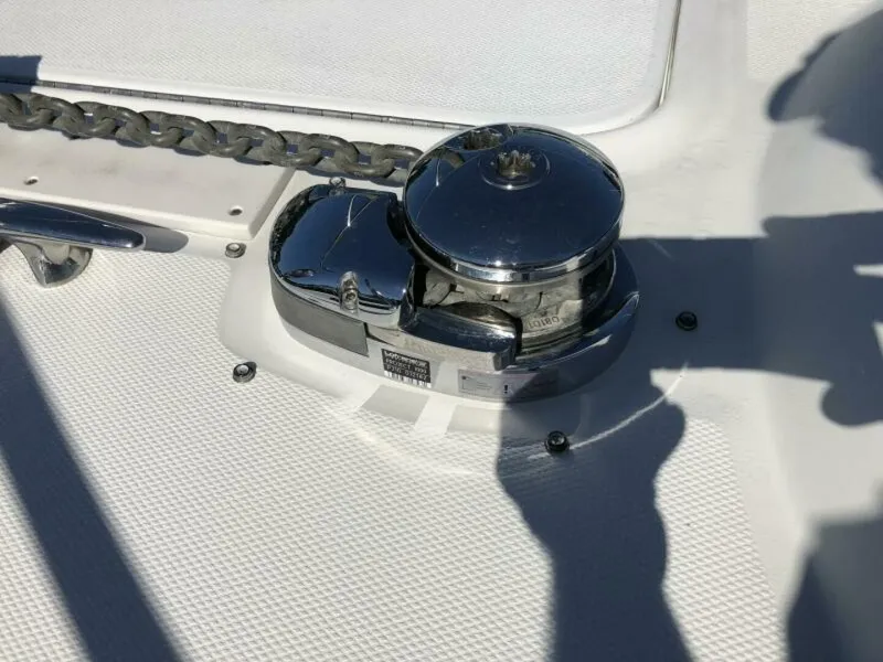 Slide: The Image of anchor windlass - 5628374