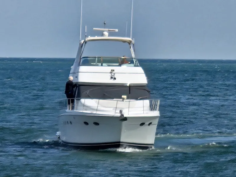 Slide: The Image of Carver Yachts 530 Voyager 1999 - 6053016