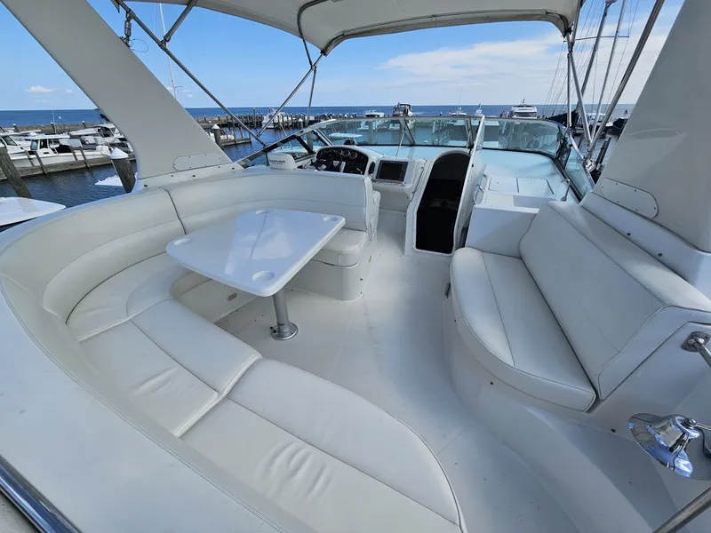 Slide: The Image of Carver Yachts 530 Voyager 1999 - 6053048