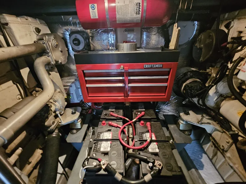 Slide: The Image of Carver Yachts 530 Voyager 1999 - 6053060