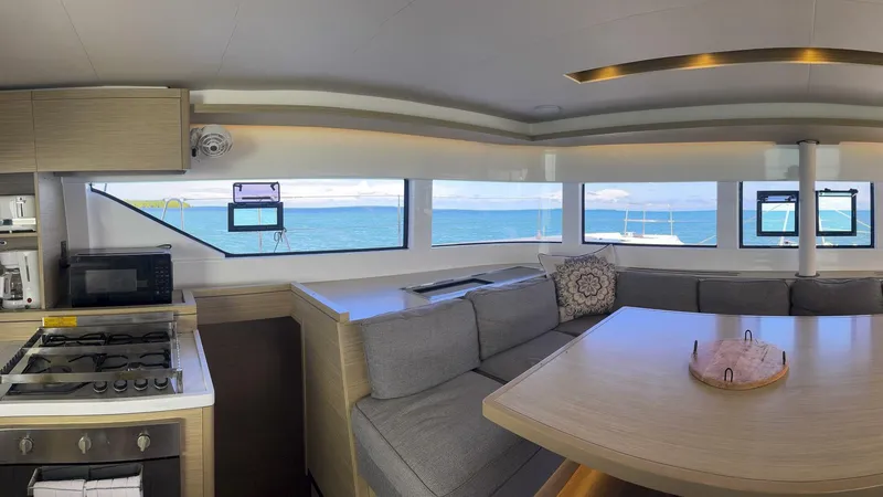 Slide: The Image of Lagoon 51 2024 - 5630950