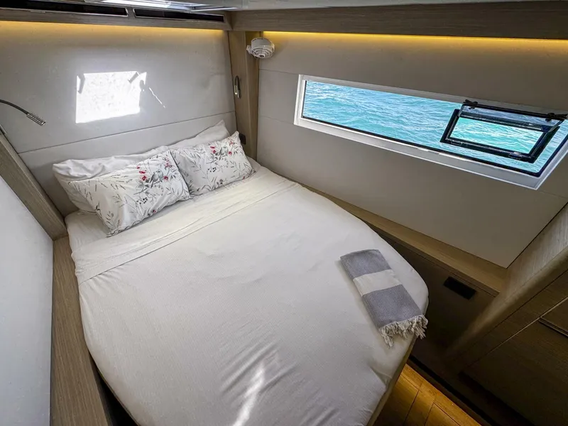 Slide: The Image of Lagoon 51 2024 - 5630958