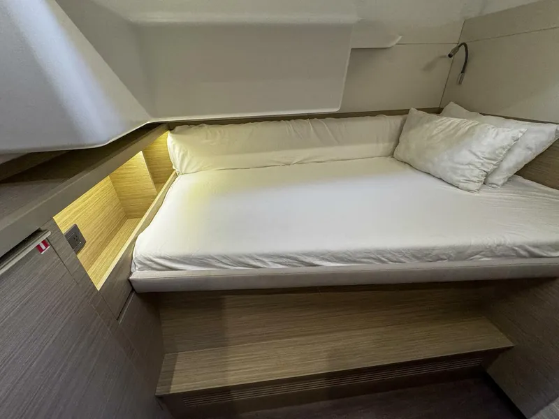 Slide: The Image of Lagoon 51 2024 - 5630961