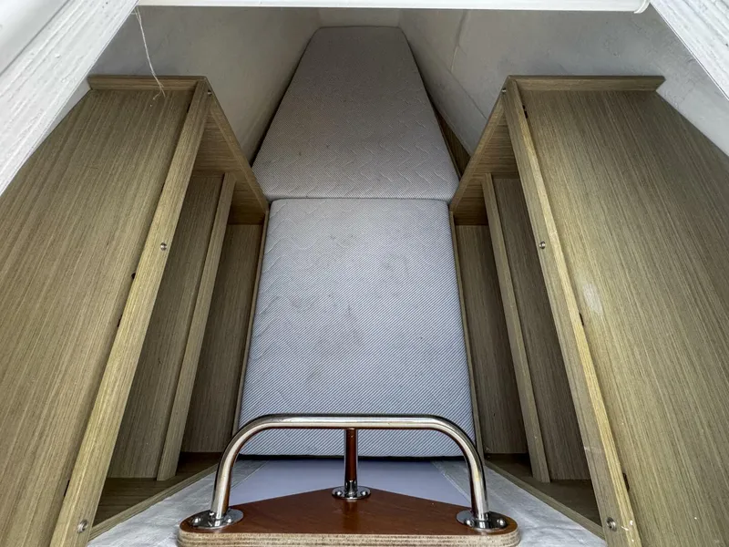 Slide: The Image of Lagoon 51 2024 - 5630964