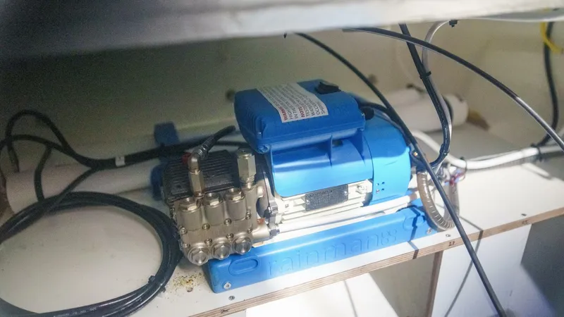 Slide: The Image of Lagoon 51 2024 - 5630976