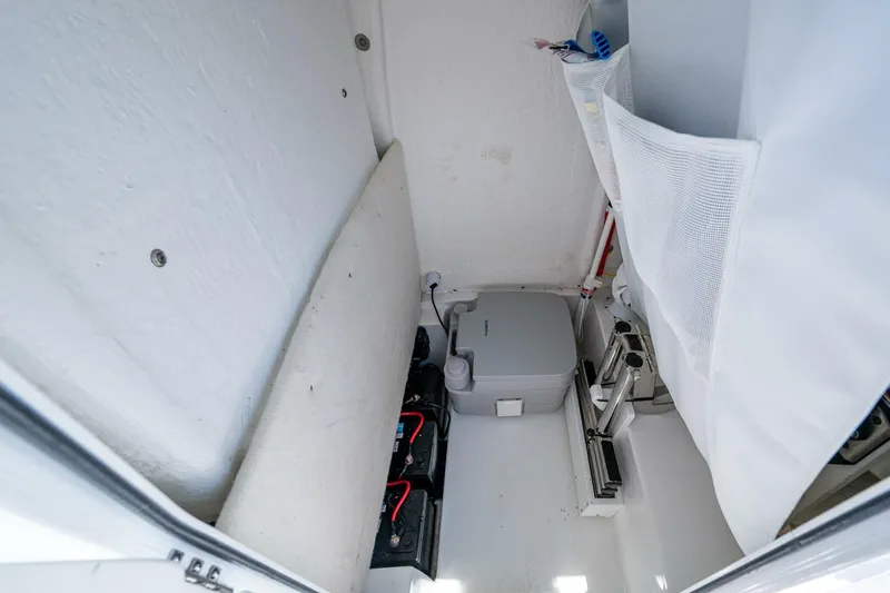 Slide: The Image of Sea Hunt 239 SE 2024 - 5629140