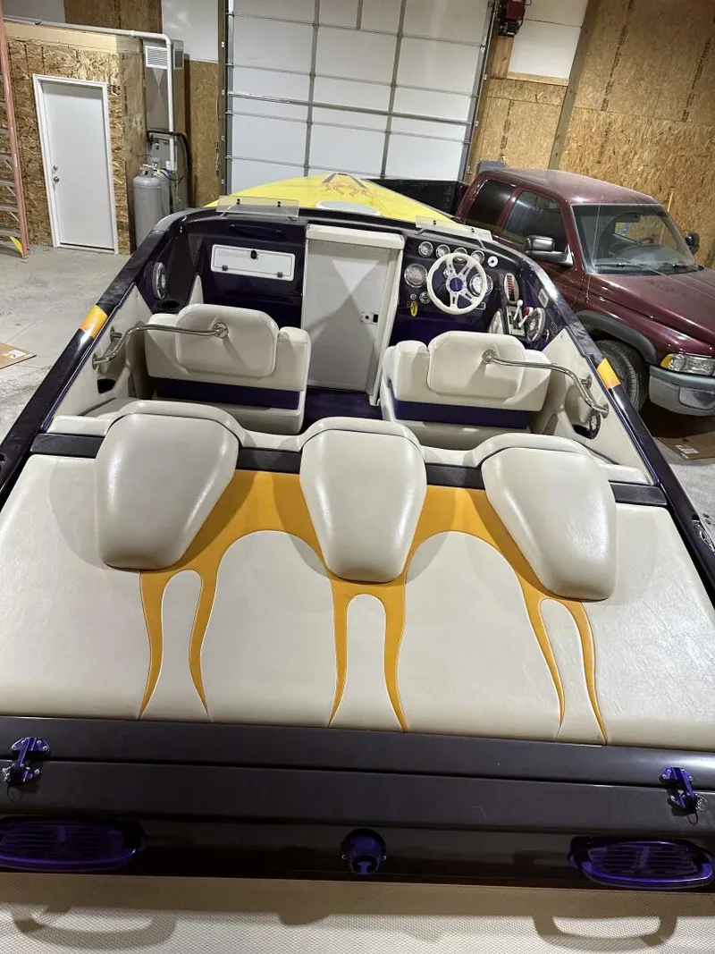 Slide: The Image of Eliminator 26 2005 - 5629763