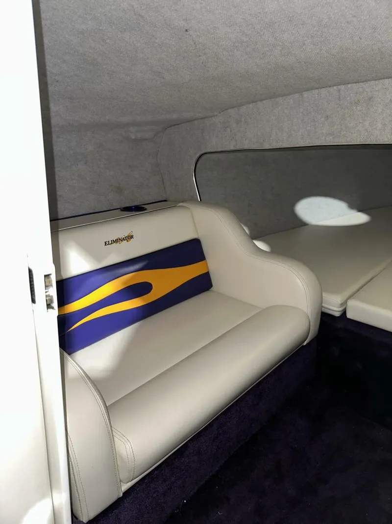 Slide: The Image of Eliminator 26 2005 - 5629636