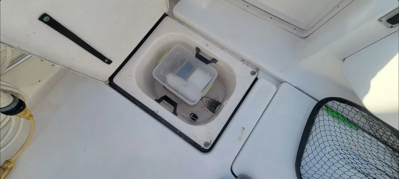 Slide: The Image of Pursuit 3400 Offshore 2004 - 5629824