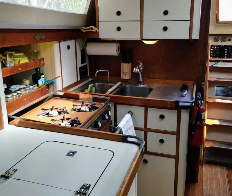 Slide: The Image of C&C Landfall 35 1981 - 5630678