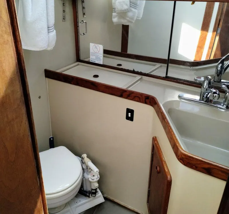 Slide: The Image of C&C Landfall 35 1981 - 5630688