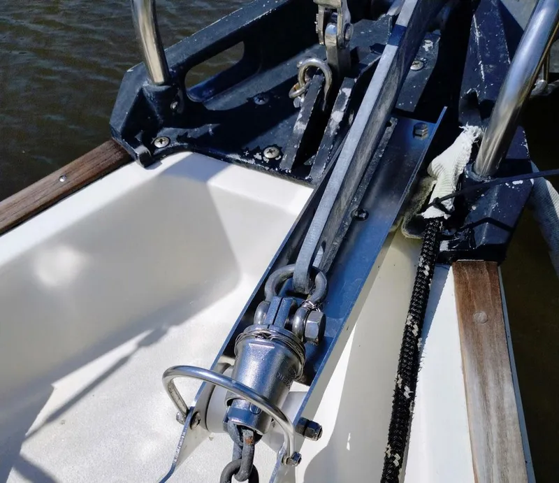 Slide: The Image of C&C Landfall 35 1981 - 5630666