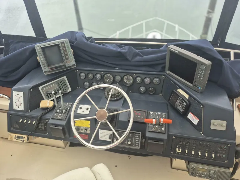 Slide: The Image of Sea Ray 41 1986 - 5631094