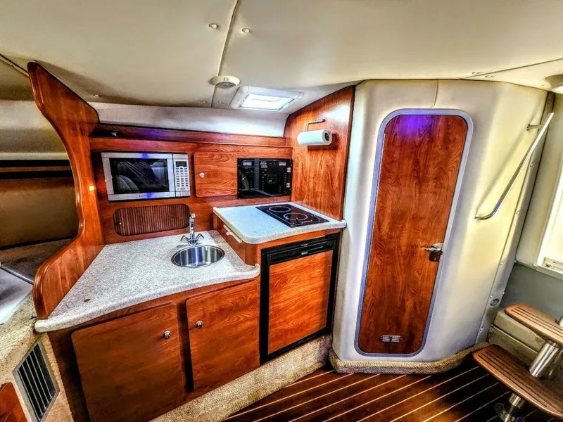 Slide: The Image of Rinker 320 Express 2007 - 5631347