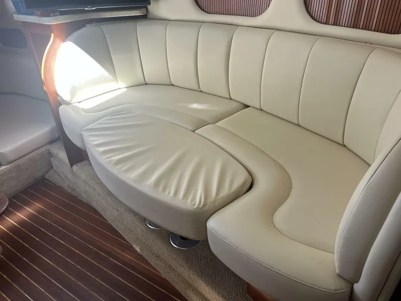 Slide: The Image of Rinker 320 Express 2007 - 5631389