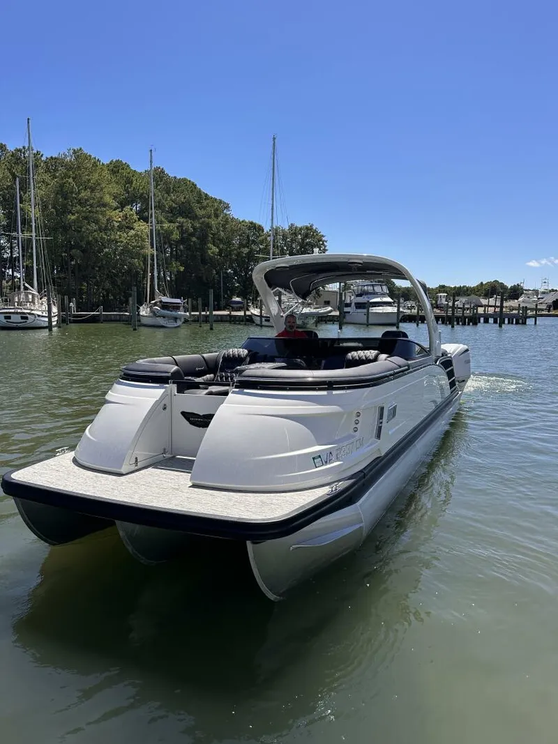 The Image of Bennington 27QXFBWAT2 2025 - 5631790