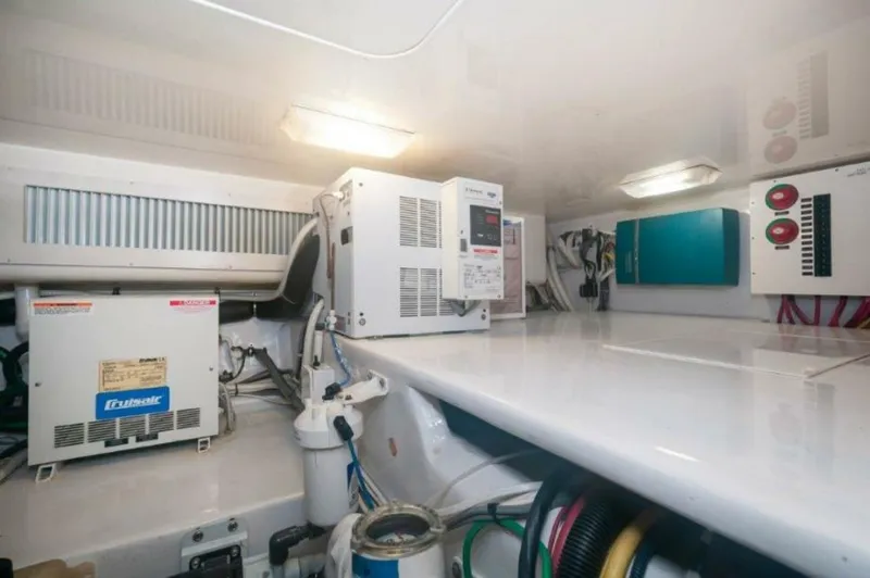 Slide: The Image of 2012 Viking 42 Convertible  Ice Chipper - 5632284