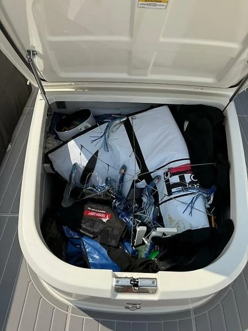 Slide: The Image of 0005366180 - 5632558