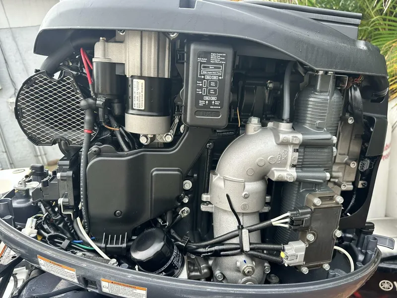 Slide: The Image of NauticStar 2140 Sport Shallow Bay 2020 - 5635397