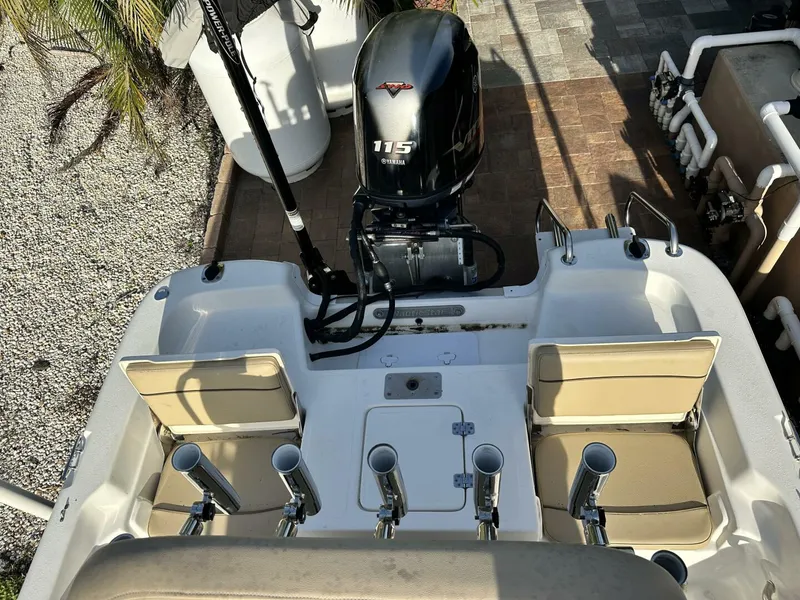 Slide: The Image of NauticStar 2140 Sport Shallow Bay 2020 - 5638535