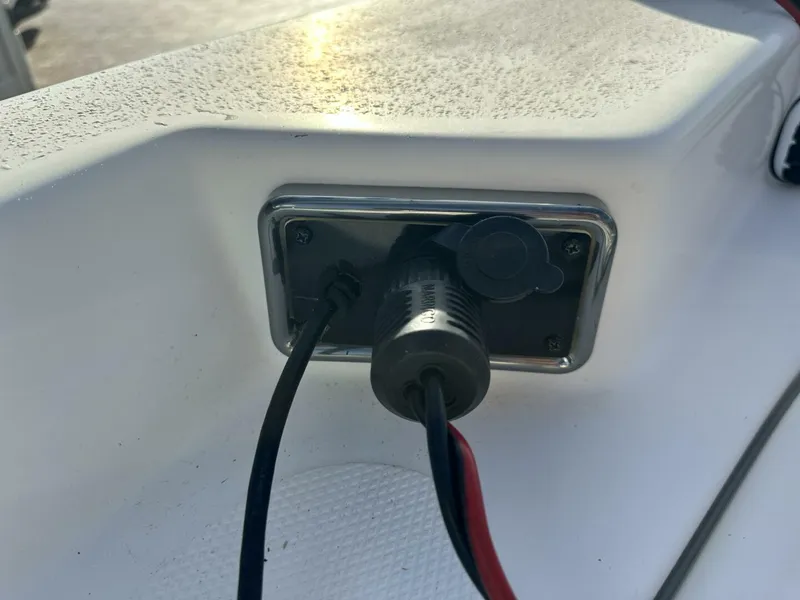 Slide: The Image of NauticStar 2140 Sport Shallow Bay 2020 - 5638547