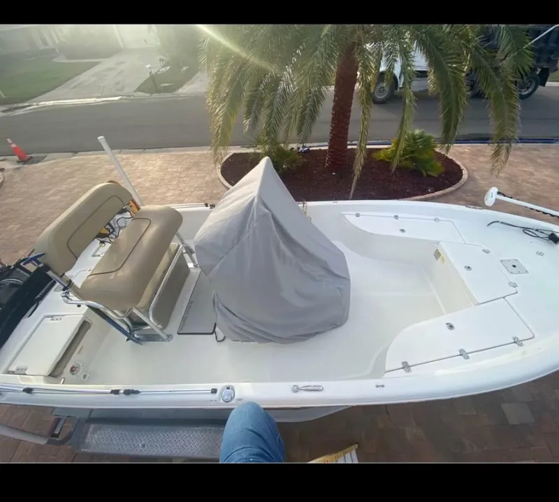 Slide: The Image of NauticStar 2140 Sport Shallow Bay 2020 - 5638581