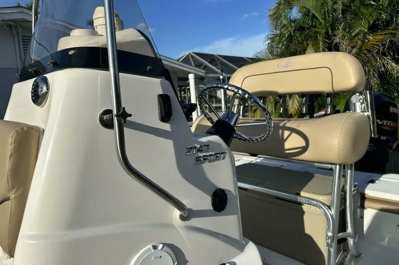 Slide: The Image of NauticStar 2140 Sport Shallow Bay 2020 - 7517049