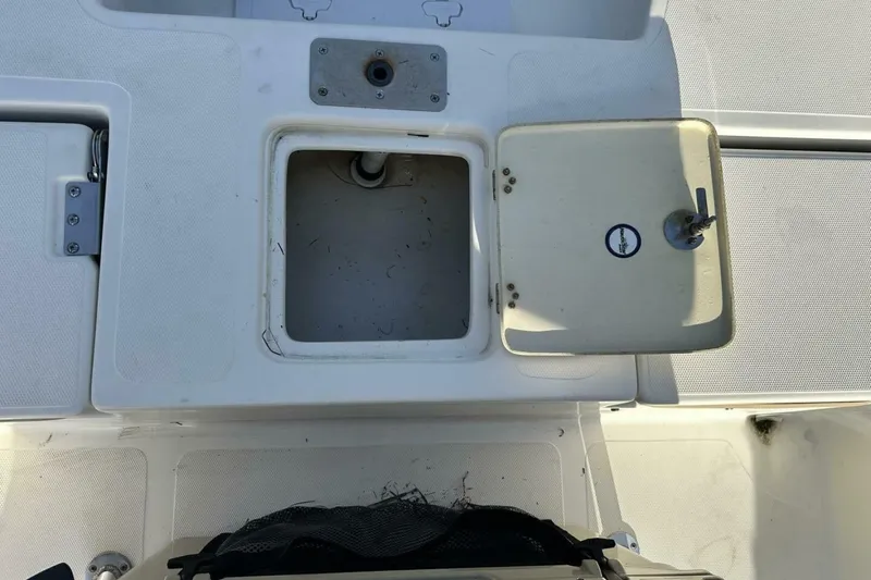 Slide: The Image of NauticStar 2140 Sport Shallow Bay 2020 - 7517045