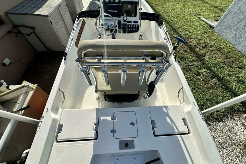 Slide: The Image of NauticStar 2140 Sport Shallow Bay 2020 - 7517048