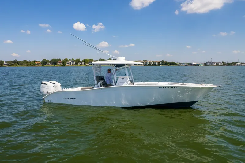 The Image of 2022 Cape Horn 31 T - 5633377