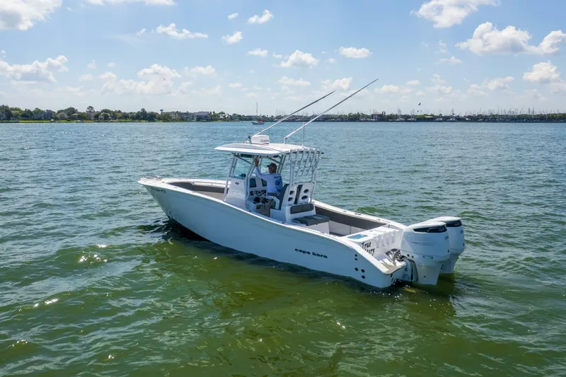 Slide: The Image of 2022 Cape Horn 31 T - 5633484