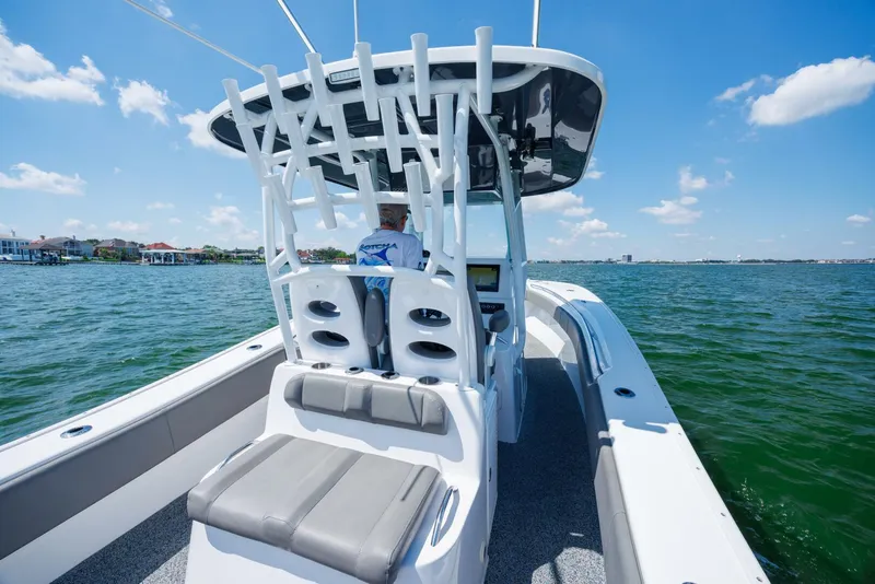 Slide: The Image of 2022 Cape Horn 31 T - 5633458