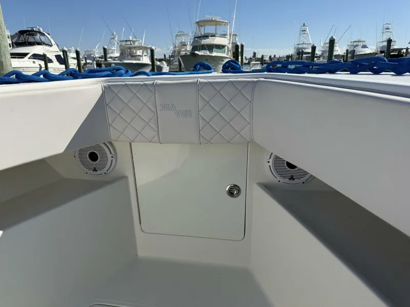 Slide: The Image of SeaVee 390Z 2015 - 5759455