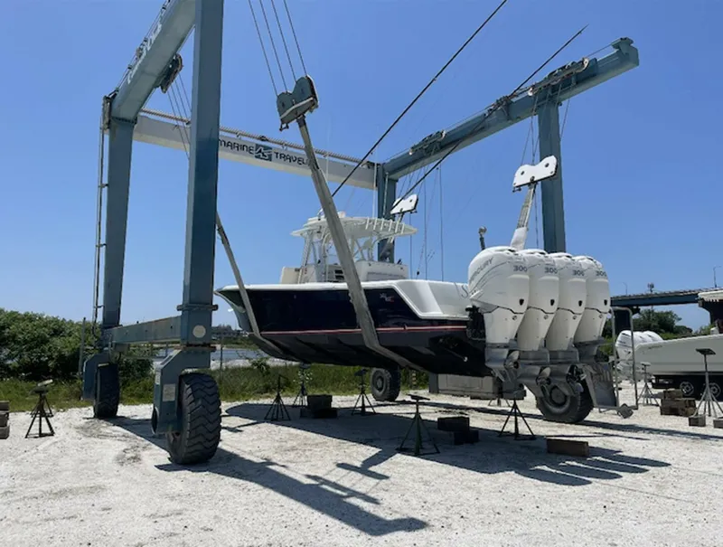 Slide: The Image of SeaVee 390Z 2015 - 5759439